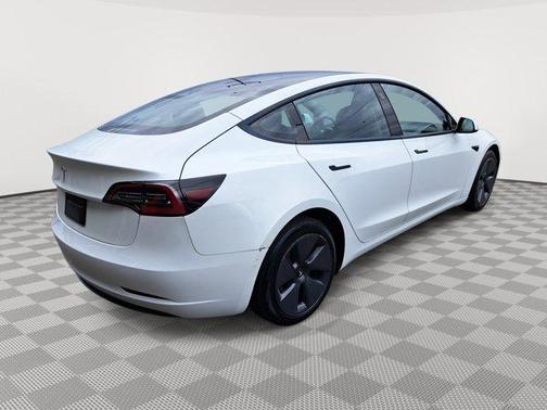 2022 Tesla Model 3 Base