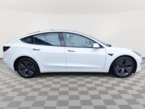 2022 Tesla Model 3 Base