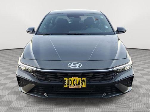 2025 Hyundai ELANTRA HEV SEL Sport