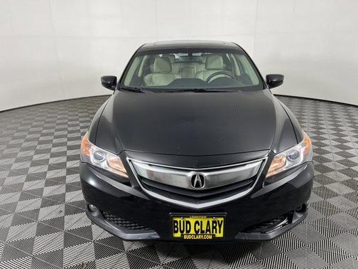 2013 Acura ILX 2.0L w/Premium Package