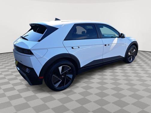 2025 Hyundai IONIQ 5 SE