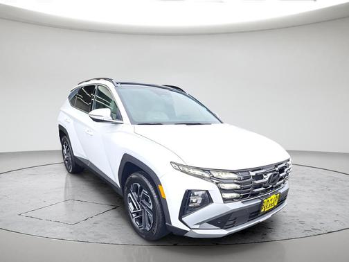 Pearl 2026 Hyundai TUCSON Hybrid Limited