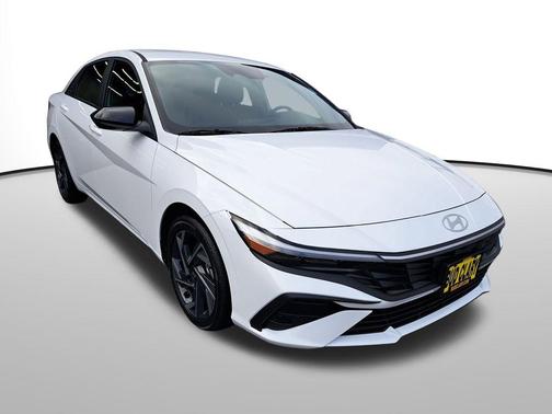 2025 Hyundai ELANTRA HEV SEL Sport