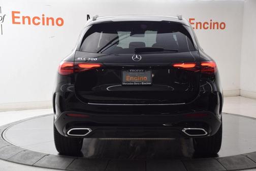 2025 Mercedes-Benz GLC 300 Base