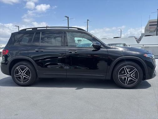 2024 Mercedes-Benz EQB 250 Base