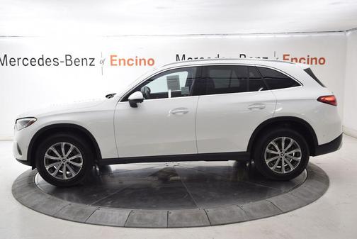 2026 Mercedes-Benz GLC 300 4MATIC