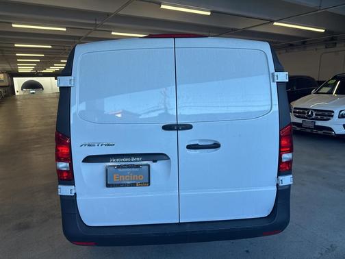 2023 Mercedes-Benz Metris Base