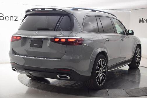 2026 Mercedes-Benz GLS 450 4MATIC