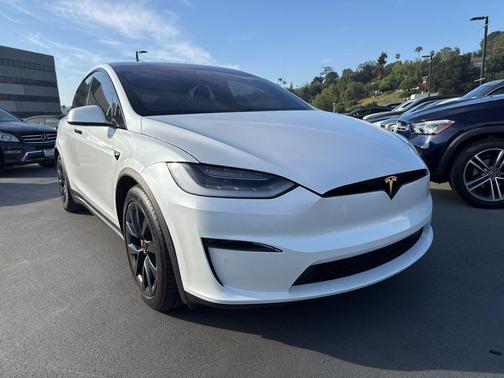 Pearl White Multi-Coat 2022 Tesla Model X Dual Motor All-Wheel Drive
