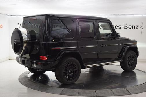 Black 2027 Mercedes-Benz G-Class G 580e