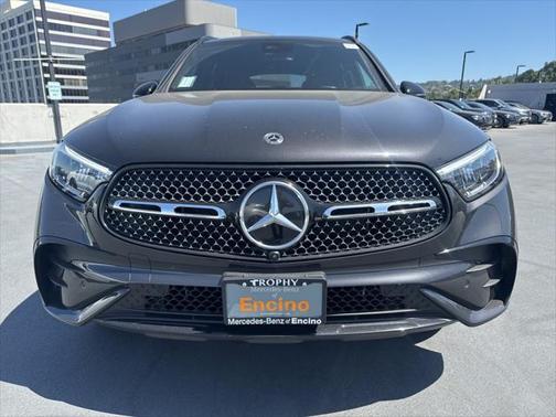 2025 Mercedes-Benz GLC 300 Base