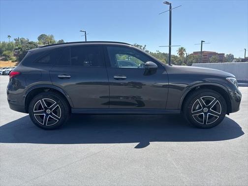 2025 Mercedes-Benz GLC 300 Base