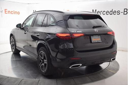 2025 Mercedes-Benz GLC 300 Base