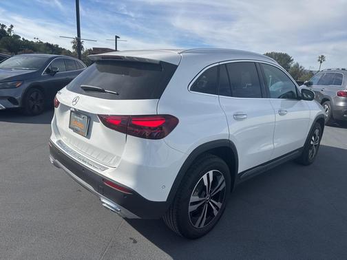 2025 Mercedes-Benz GLA 250 4MATIC