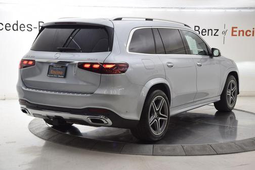 2025 Mercedes-Benz GLS 450 4MATIC