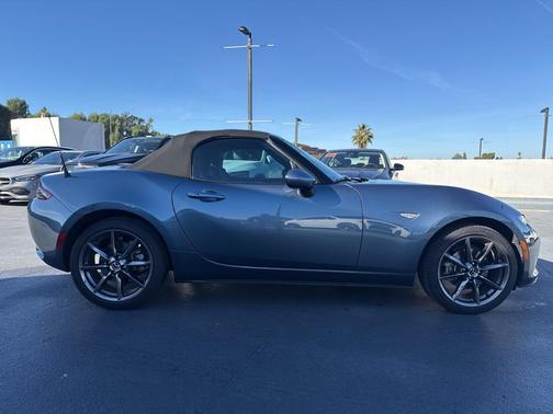 2016 Mazda MX-5 Miata Grand Touring