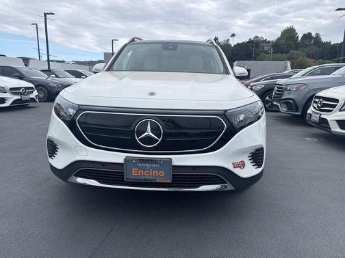 Polar White 2023 Mercedes-Benz EQB 300 4MATIC
