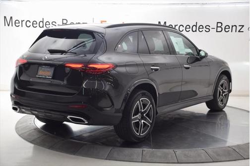 2025 Mercedes-Benz GLC 300 Base