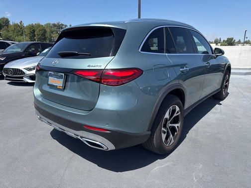Verde Silver Metallic 2025 Mercedes-Benz GLC 350e Base