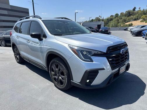 Ice Silver Metallic 2024 Subaru Ascent Onyx Edition 7-Passenger