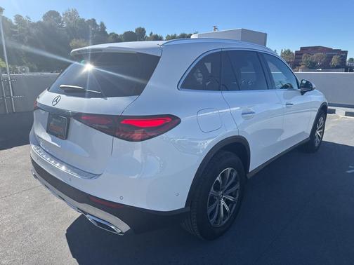 2025 Mercedes-Benz GLC 300 Base