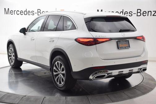 2025 Mercedes-Benz GLC 300 Base