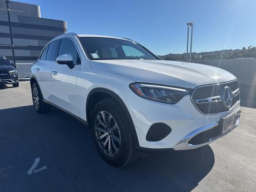 2025 Mercedes-Benz GLC 300 Base