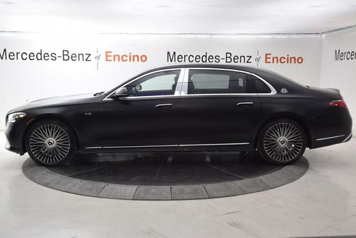 MANUFAKTUR Signature Night Black Magno 2024 Mercedes-Benz Maybach S 680 Maybach S 680