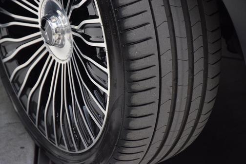 MANUFAKTUR Signature Night Black Magno 2024 Mercedes-Benz Maybach S 680 Maybach S 680