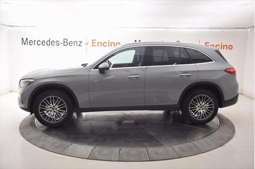 2025 Mercedes-Benz GLC 300 Base