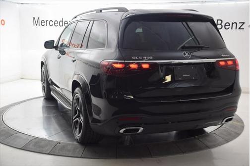 2025 Mercedes-Benz GLS 450 4MATIC