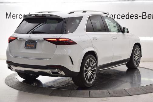 Moonlight Whit 2026 Mercedes-Benz GLE 450 4MATIC