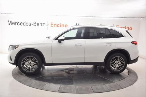 2025 Mercedes-Benz GLC 300 Base