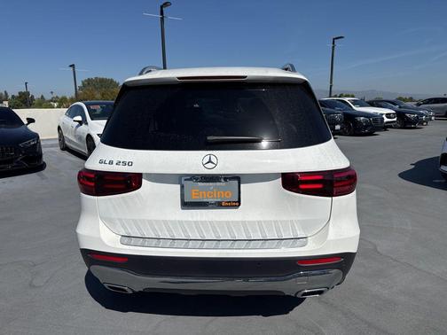 2026 Mercedes-Benz GLB 250 Base