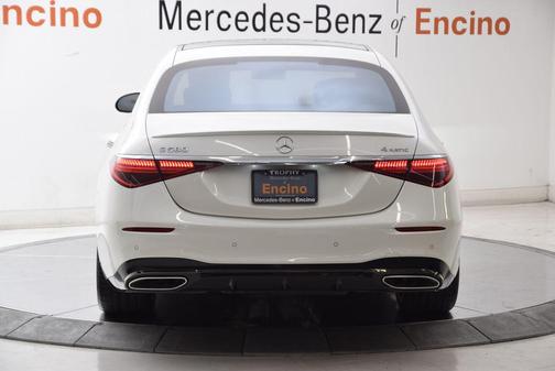 MANUFAKTUR Diamond White 2023 Mercedes-Benz S-Class S 580 4MATIC