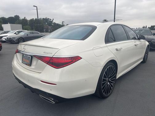 MANUFAKTUR Diamond White 2023 Mercedes-Benz S-Class S 580 4MATIC