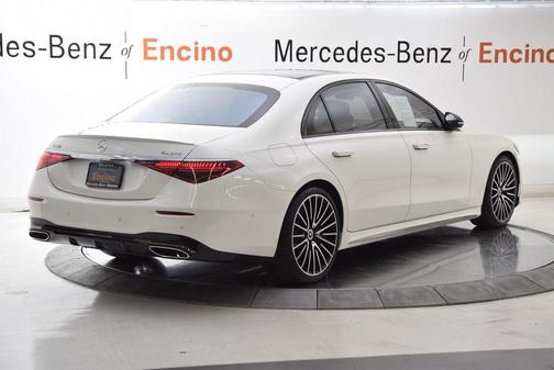 MANUFAKTUR Diamond White 2023 Mercedes-Benz S-Class S 580 4MATIC