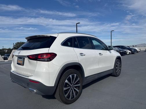 2023 Mercedes-Benz GLA 250 Base