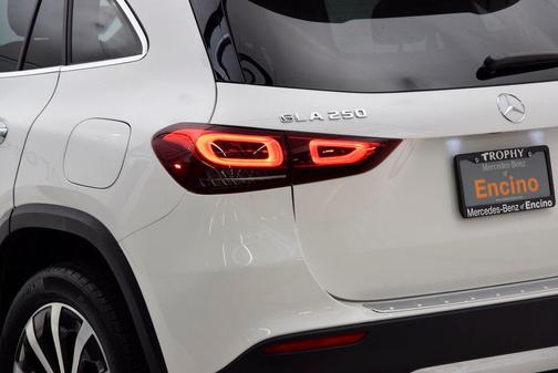 2023 Mercedes-Benz GLA 250 Base