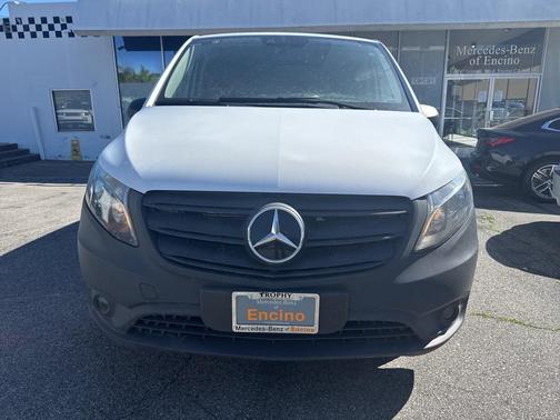 2023 Mercedes-Benz Metris Base
