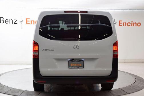 2023 Mercedes-Benz Metris Base