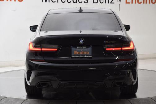 Black Sapphire Metallic 2021 BMW M340 M340i