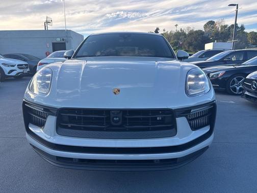 2023 Porsche Macan S