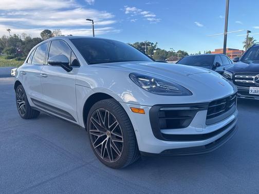 2023 Porsche Macan S