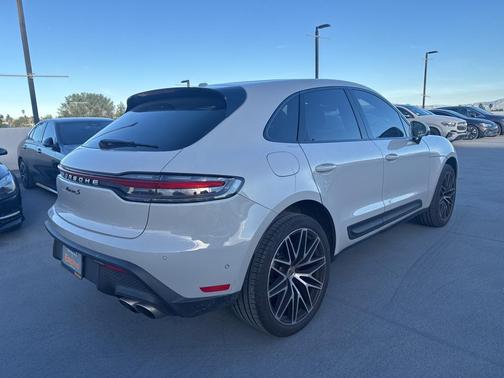 2023 Porsche Macan S