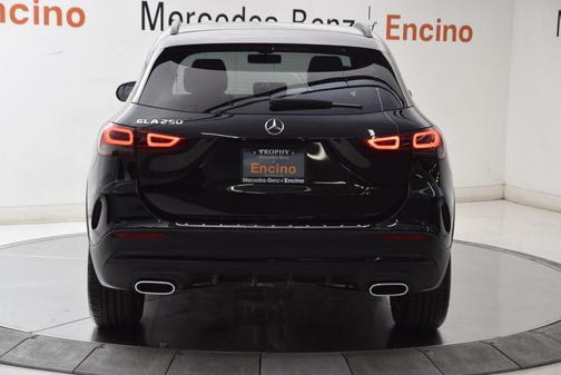 Night Black 2023 Mercedes-Benz GLA 250 Base