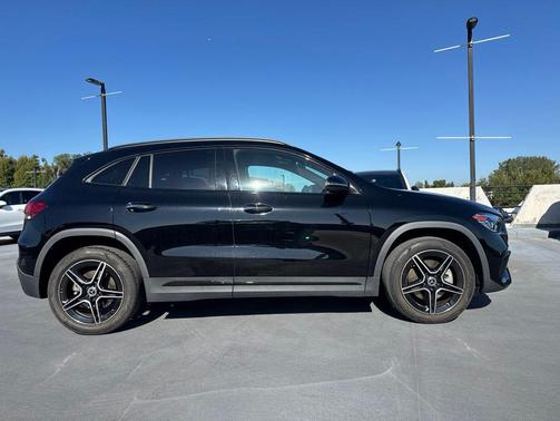 Night Black 2023 Mercedes-Benz GLA 250 Base
