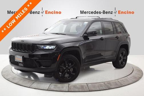 2025 Jeep Grand Cherokee Altitude