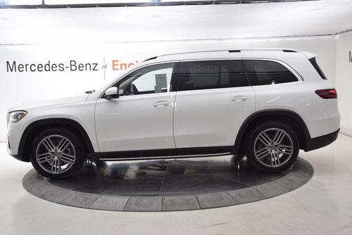 Polar White 2026 Mercedes-Benz GLS 450 4MATIC