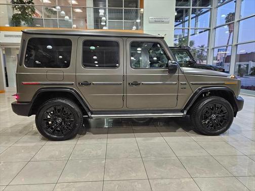 2025 Mercedes-Benz G-Class G 580